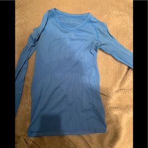 Lulu lemon long sleeved top